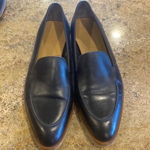 Everlane The Modern Loafer. Size 7.5. Color navy blue. EUC
